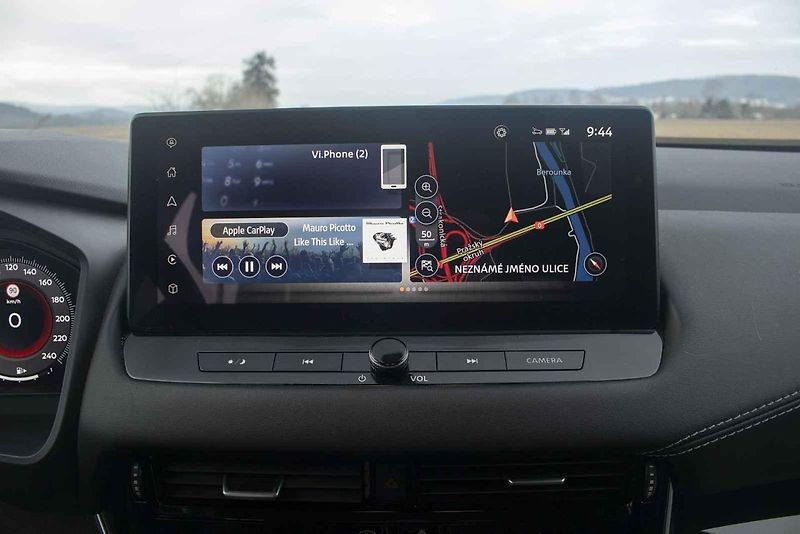 Kdysi byl ve svém segmentu jeden z mála, dnes si musí Nissan Qashqai poradit s početnou konkurencí.
