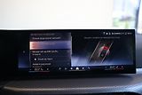 BMW Řada 3 330i xDrive Touring - náhled 14