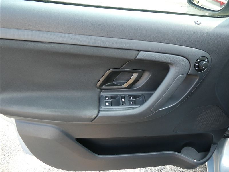Škoda Roomster 1,2 TSi 2x kola,KLIMA,tempomat - fotka 32 z 43