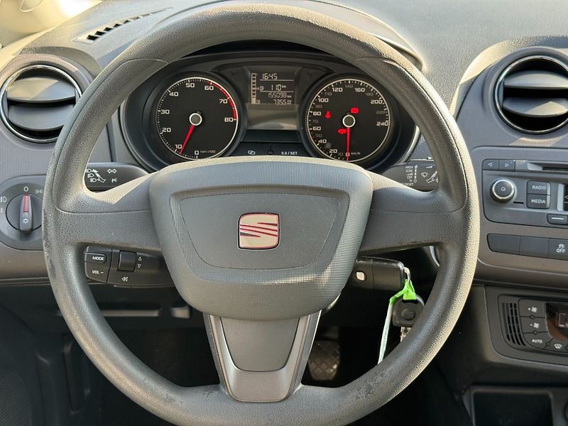 Seat Ibiza (2013) Chili 1,2 TSI 63 Kw - fotka 16 z 41