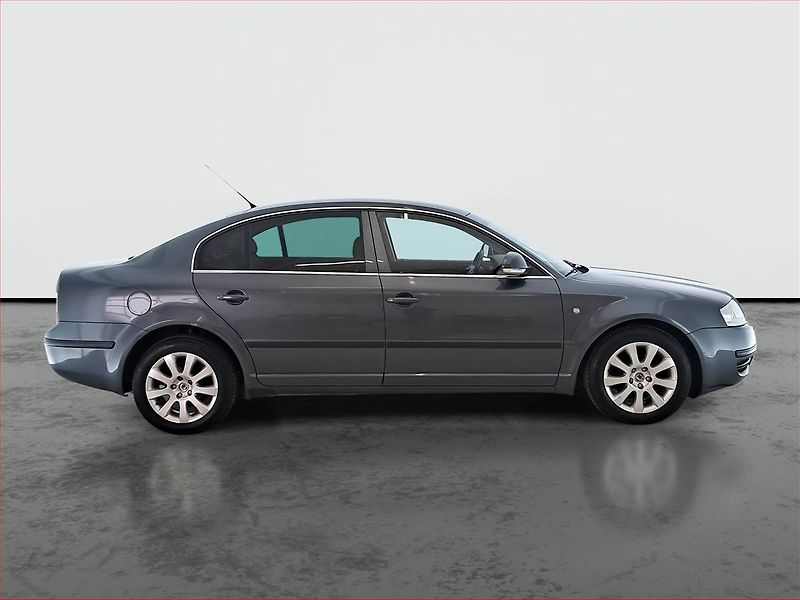 Škoda Superb (2006) Elegance 1.8T, Xenony - fotka 6 z 17