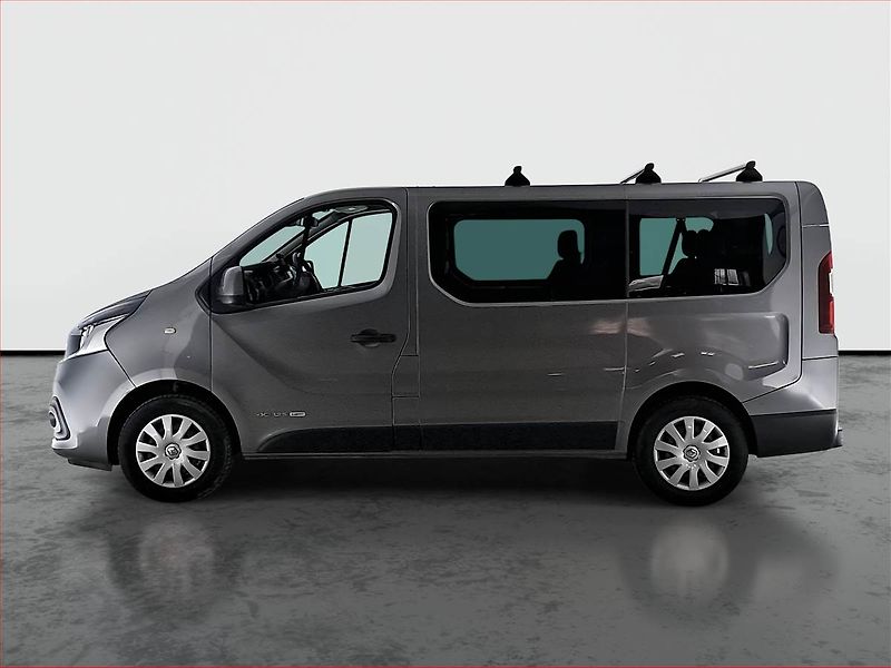 Renault Trafic (2017) 1.6 dCi, Bus, 8Míst, ČR, DPH - fotka 3 z 19