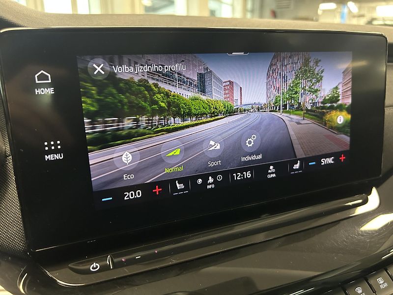 Škoda Octavia (2023) 2.0TDi DSG Style Matrix LED TZ - fotka 15 z 28