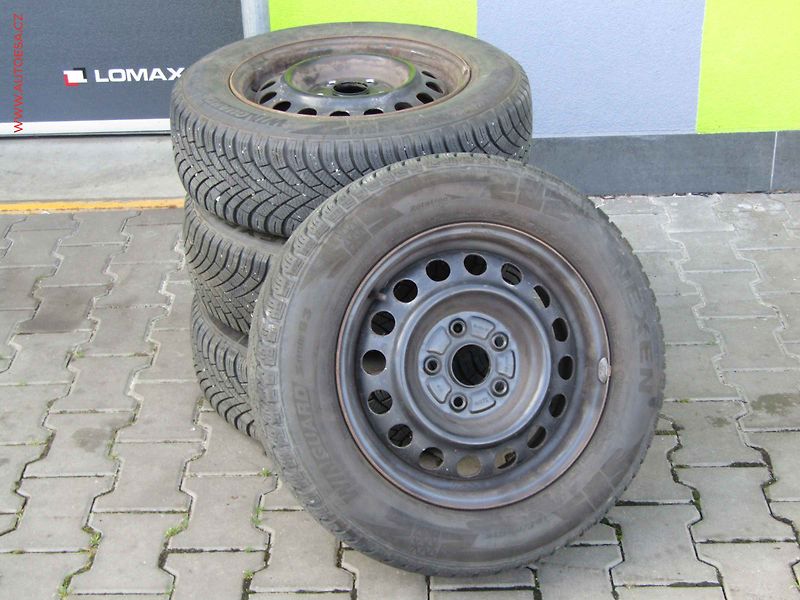 Fiat Sedici (2008) 1.9 JTD, AC - fotka 16 z 17