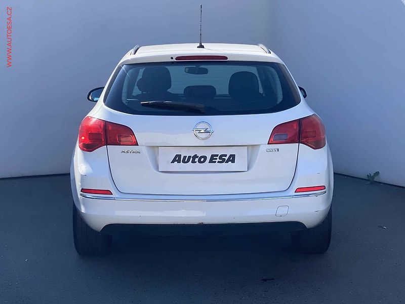 Opel Astra (2016) 1.6CDTi, ČR, servis.kniha - fotka 5 z 17