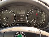 Škoda Fabia (2011) 1.2TSI 77kW Ambition+ - náhled 17