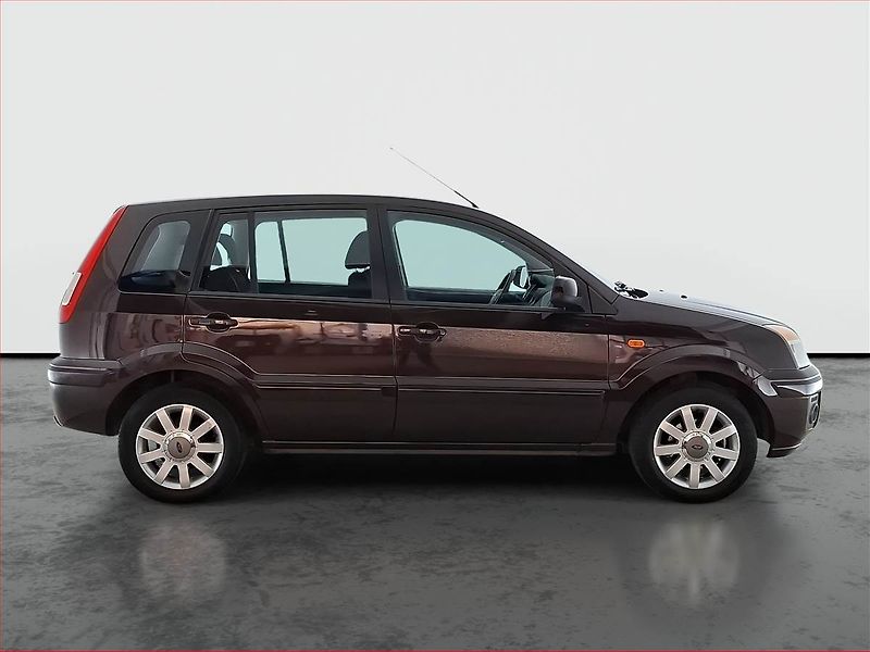 Ford Fusion (2009) 1.6, ČR,1.maj, po STK - fotka 6 z 15