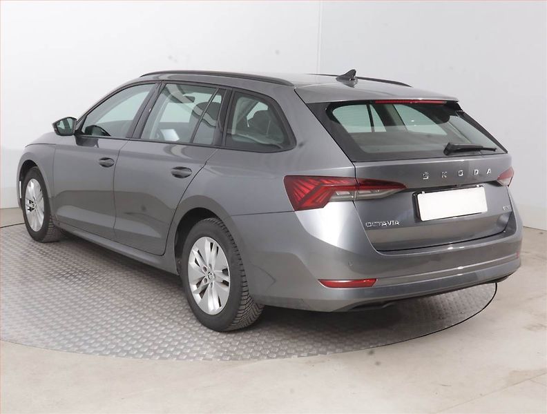 Škoda Octavia (2023) 1.5 TSI - fotka 4 z 16