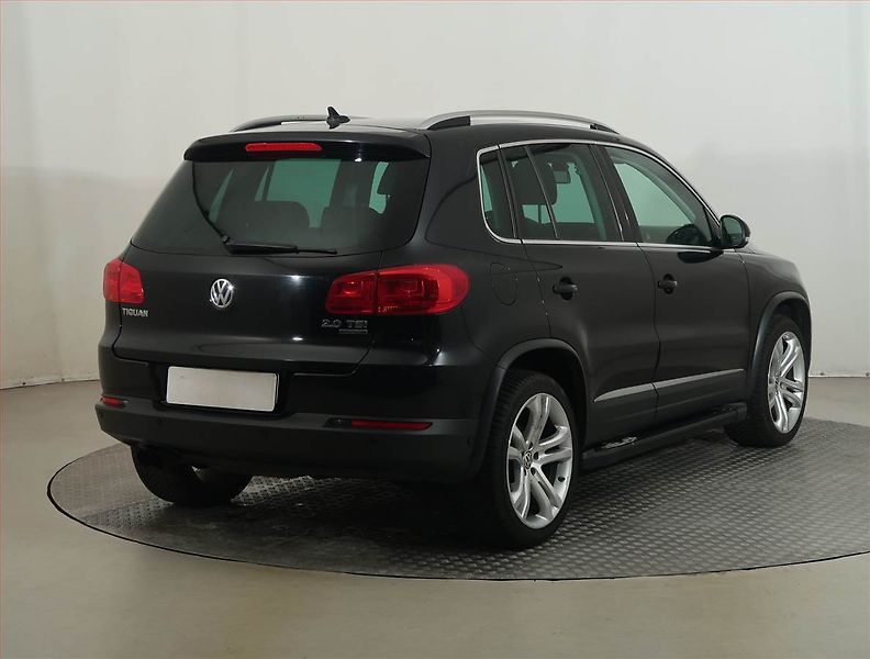 Volkswagen Tiguan (2012) Sport&Style 2.0 TSI, 4X4 - fotka 5 z 14