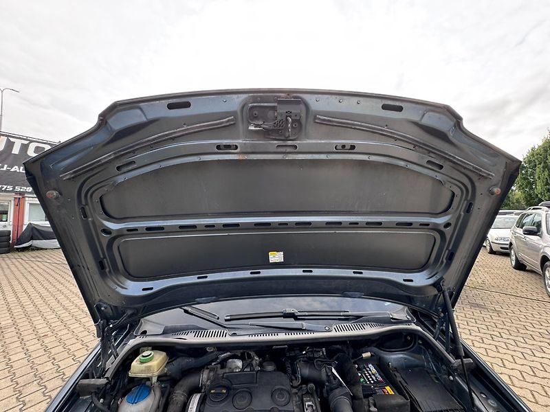 Volkswagen Caddy (2009) 1,9 TDI 77 KW 2X ŠOUPAČKY STK - fotka 42 z 45