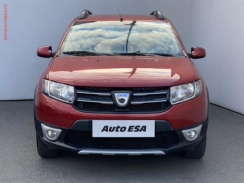 Dacia Sandero (2014) 0.9 TCe, Stepway, AC, park - fotka 2 z 18