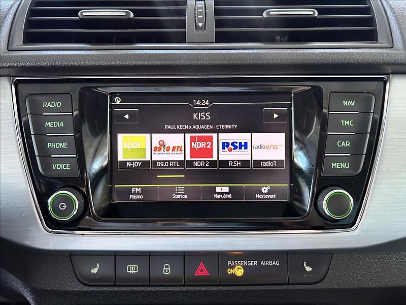 Škoda Fabia 1,2   TSI 66kW,SPORT,STYLE - fotka 14 z 26