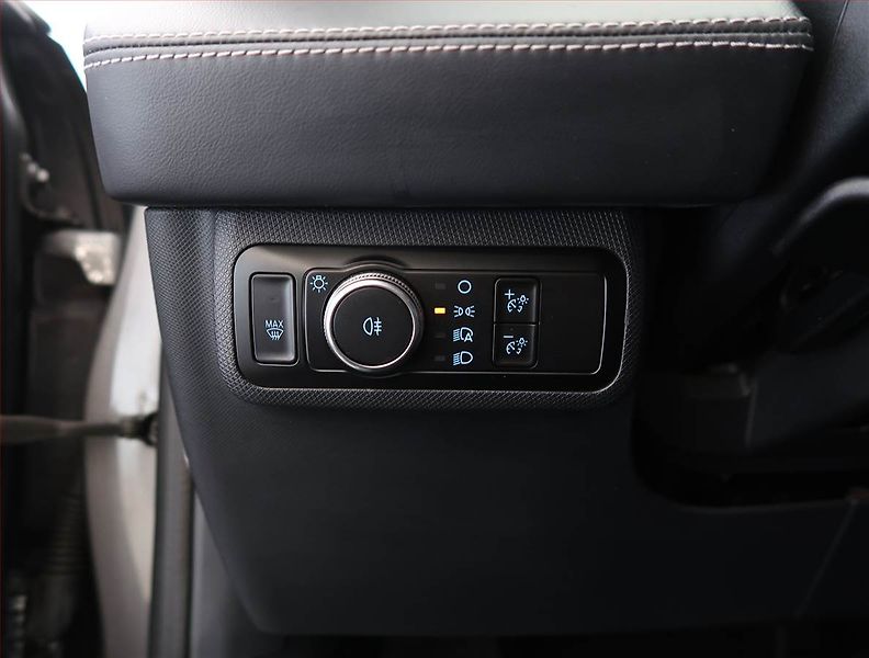 Ford Mustang Mach-E (2021) Standard Range RWD, SoH 94% - fotka 29 z 31