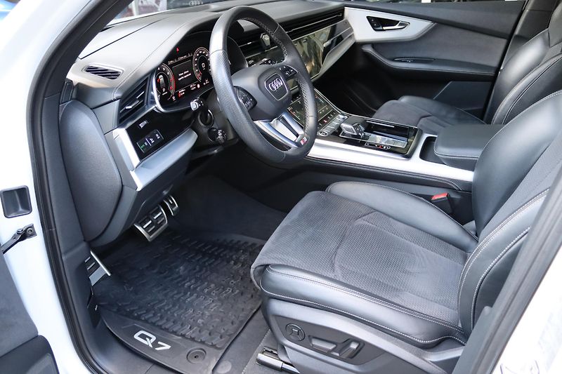 Audi Q7 NENÍ MOŽNÝ ODPOČET DPH - fotka 21 z 49