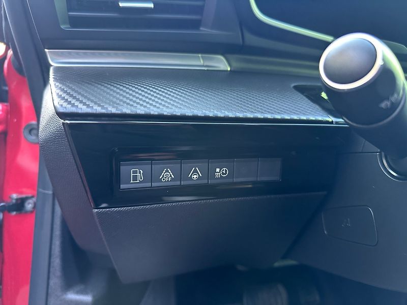 Peugeot 508 (2021) 1.6 133kw Hybrid - fotka 18 z 25