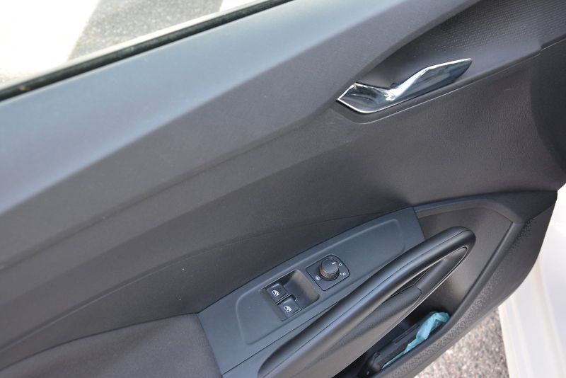 Škoda Fabia (2023) 1.0 TSI 70 KW Ambition PLUS - fotka 14 z 24
