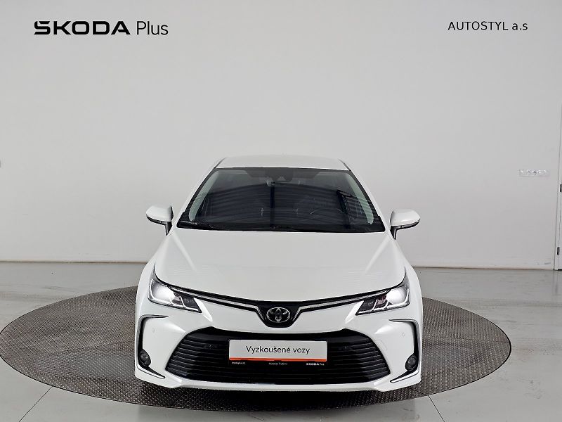 Toyota Corolla (2023) 1.5i CVT COMFORT TECH - fotka 4 z 23
