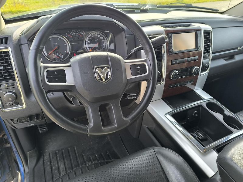 Dodge Ostatní (2010) RAM 2500 6,7 TURBO DIESEL - fotka 17 z 28