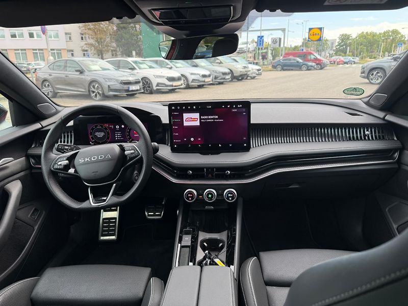 Škoda Superb Sportline 2.0TSI 150kw DSG - fotka 5 z 27