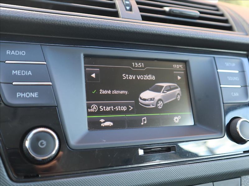 Škoda Fabia 1,2   TSi 66kW ParkPilot Klima - fotka 15 z 30