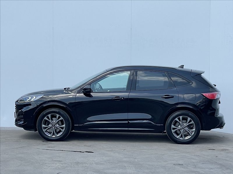 Ford Kuga 2,0 EcoBlue AWD A8 ST-Line X - fotka 2 z 23