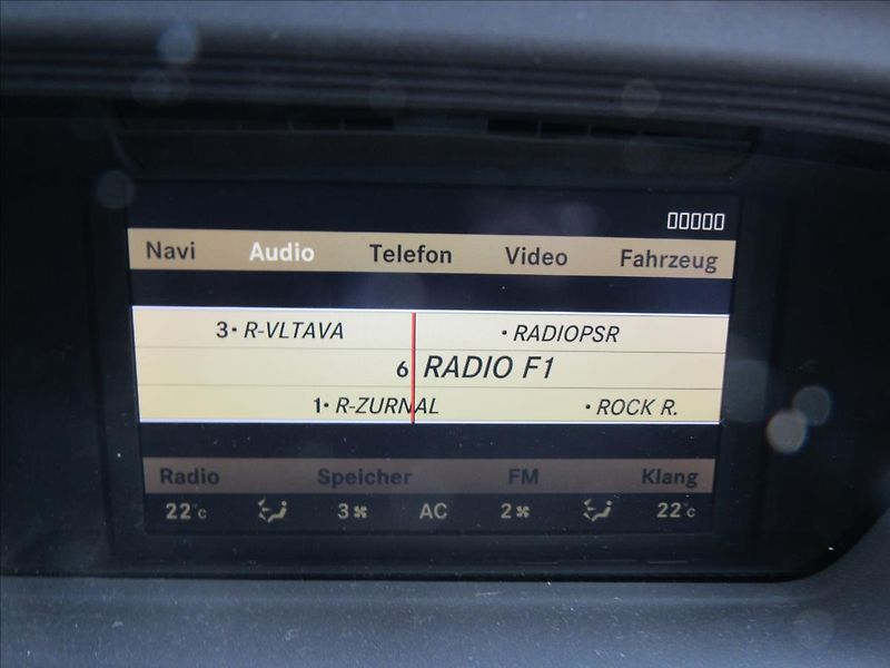 Mercedes-Benz CL 5,5 550 Elegance 285 KW - fotka 14 z 36
