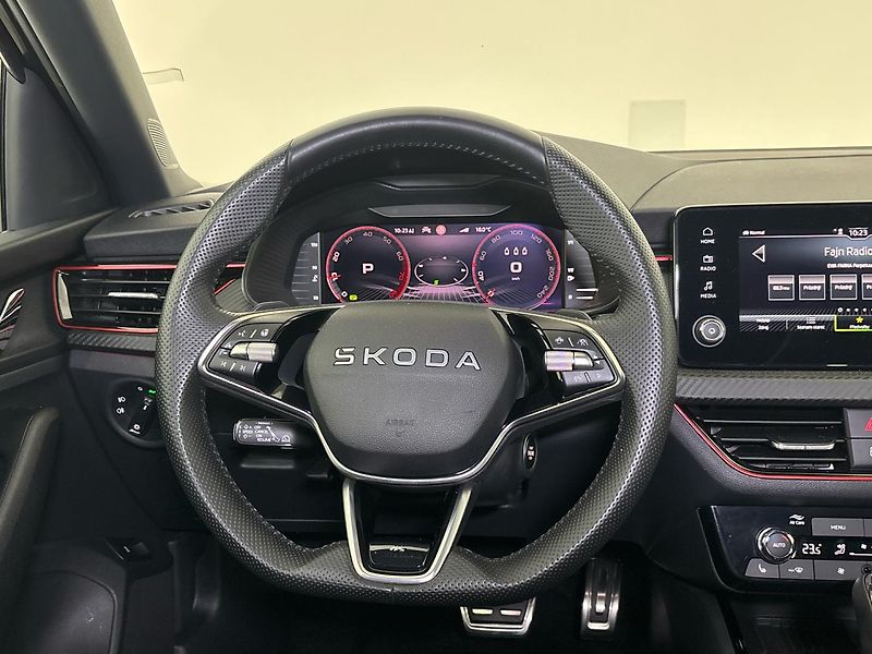 Škoda Scala Monte Carlo DSG - fotka 18 z 30