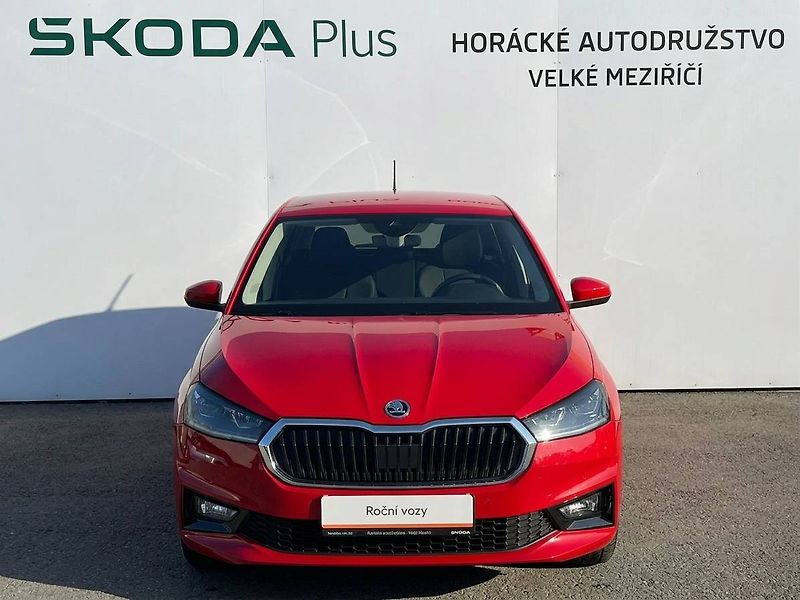 Škoda Fabia Top Selection 1,0 TSI 70 kW 5° - fotka 4 z 32