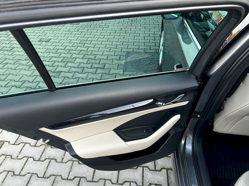 Škoda Octavia (2022) Combi 2.0 TDI 110kW DSG Style - fotka 27 z 35