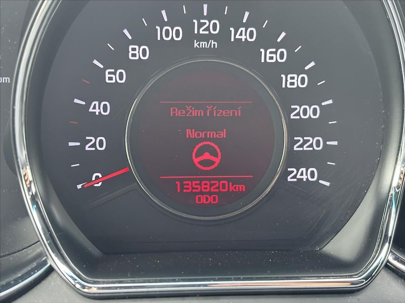 Kia Ceed 1,0 TGDi GT Line NAVI KAMERA - fotka 37 z 38