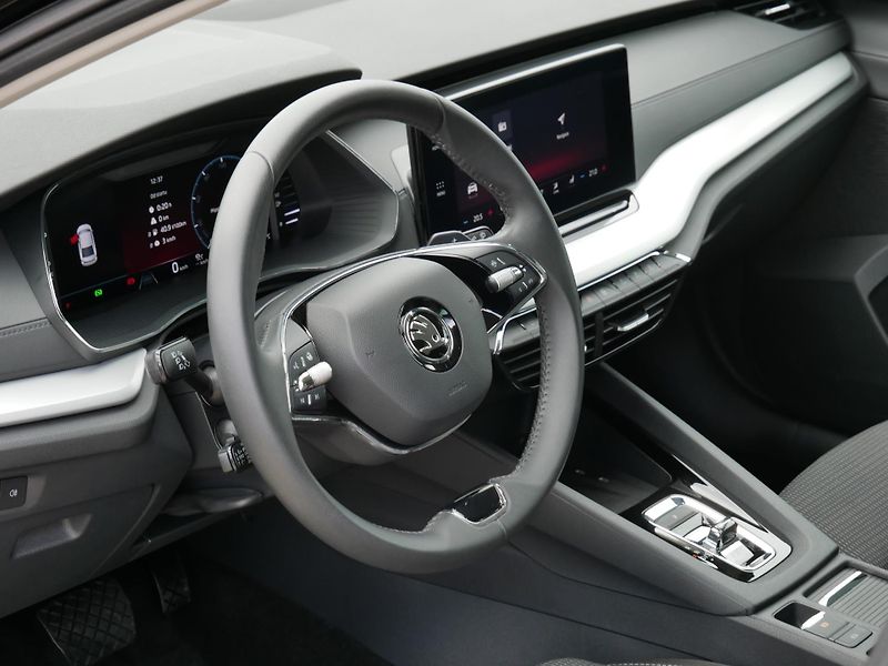 Škoda Octavia - fotka 8 z 24