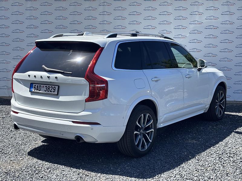 Volvo XC90 (2017) D5 AWD, 4X4, REZERVACE - fotka 8 z 21