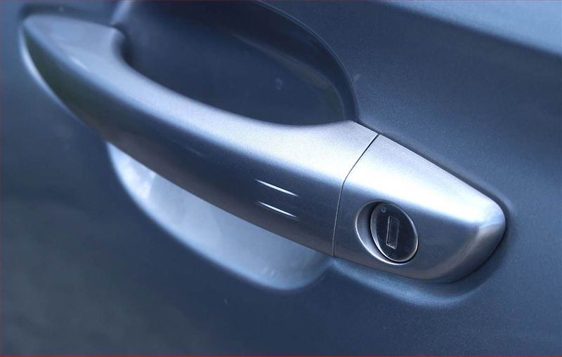Opel Grandland X (2020) 1.2 Turbo, Serv.kniha, Kůže - fotka 19 z 22