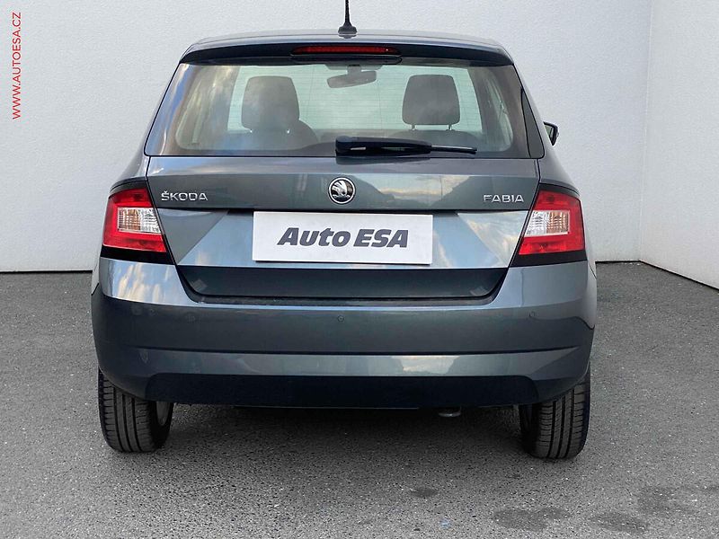 Škoda Fabia (2018) 1.0TSi, Ambition, +kola - fotka 5 z 17