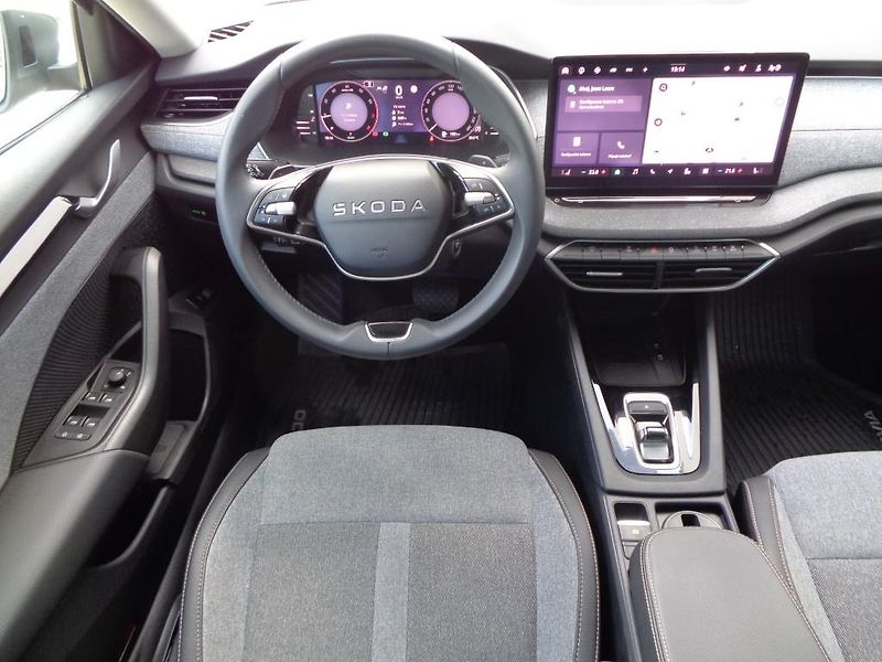 Škoda Octavia 1.5 TSI DSG Top Selection mHEV - fotka 5 z 30