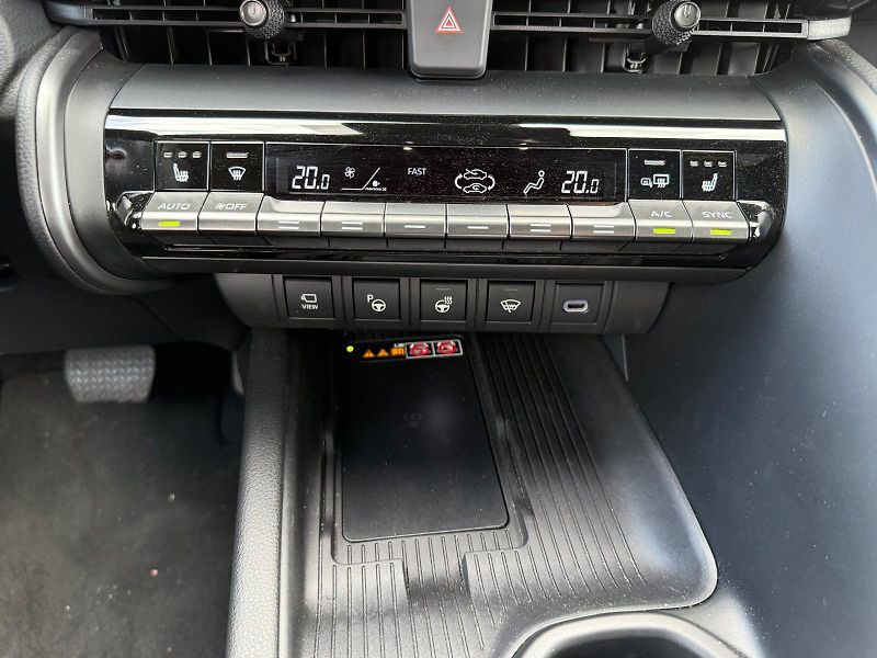 Toyota C-HR 2,0 PHEV E-CVT GR Sport - fotka 19 z 30