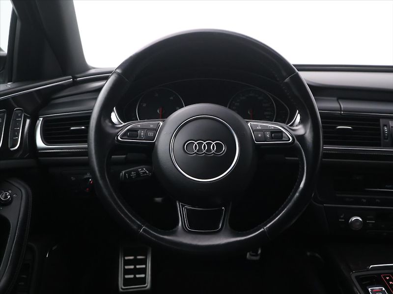 Audi A6 Allroad 3.0 TDI 230kW Quattro CZ - fotka 15 z 33