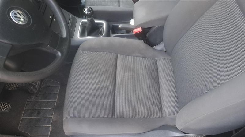 Volkswagen Golf Plus 1,6 FSI - fotka 25 z 36