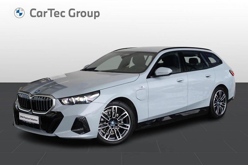 BMW Řada 5 530e xDrive Touring - fotografie inzerátu