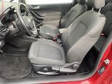 Ford Fiesta (2017) 1.0 EB, Titanium, kamera - náhled 9