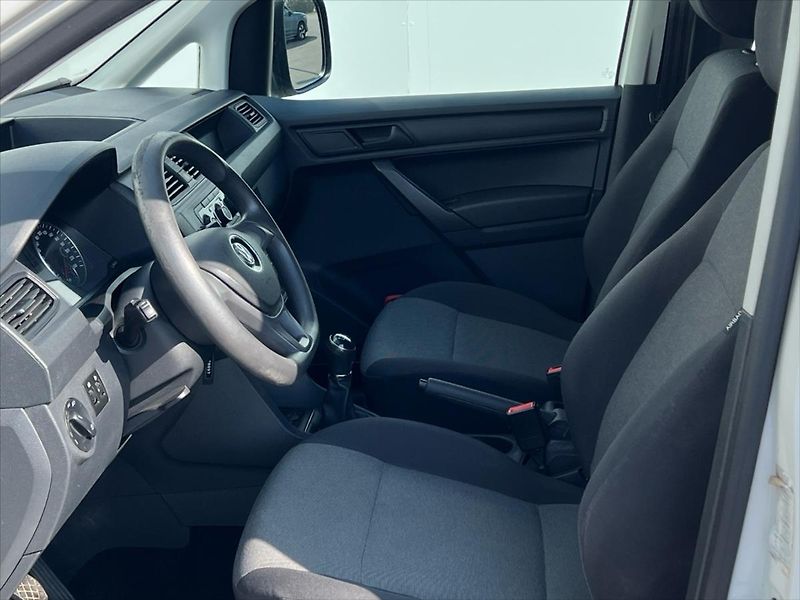 Volkswagen Caddy 1,4 TSi 92kW skříň MAXI - fotka 11 z 22