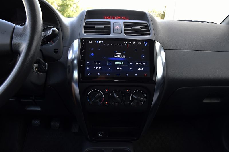 Fiat Sedici 1.6 16V 4X4, KLIMA, NAVI, BT - fotka 18 z 44