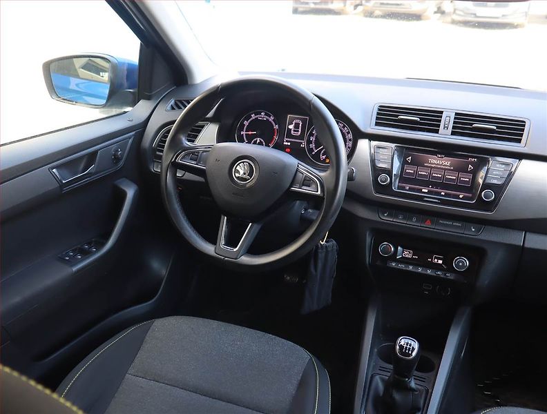 Škoda Fabia (2019) Ambition 1.0 TSI, Tempomat - fotka 7 z 22
