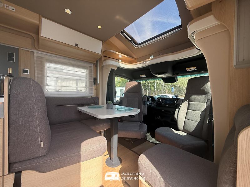 Hymer Ostatní (2019) B680 Mercedes Plná výbava,3,5t - fotka 3 z 34