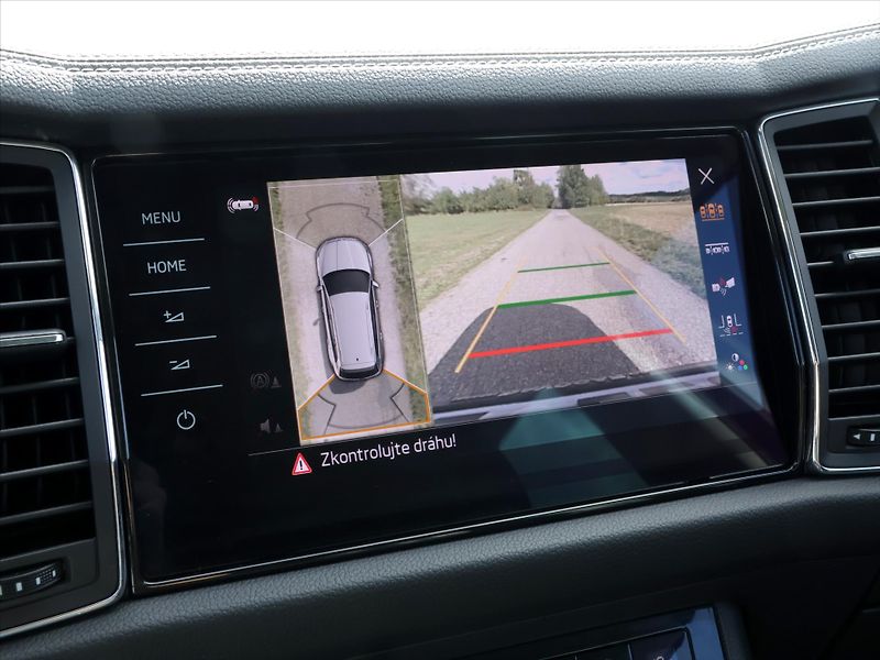 Škoda Kodiaq 2,0 TDI 147kW L&K 4x4 DSG DPH - fotka 30 z 43