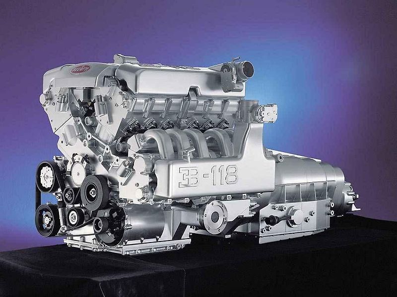 Motor Bugatti W18.