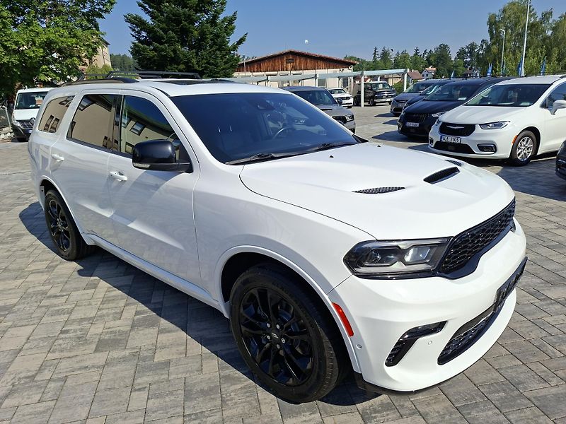 Dodge Durango (2023) 5,7L V8 4x4, Max výbava, tažné - fotka 1 z 35
