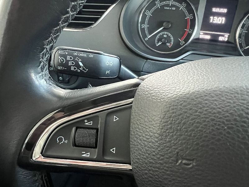 Škoda Octavia Ambition  1,5TSI 110kW - fotka 6 z 15