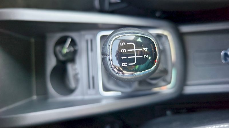 Škoda Fabia (2021) FAB COM STYLE 70TSI/1.0 M5F LE - fotka 17 z 27