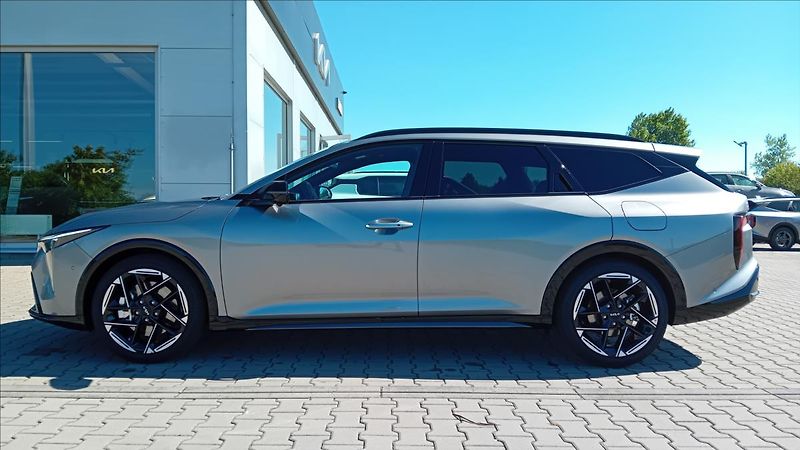 Kia K4 1,6 SW 7DCT GT-Line seat+tech - fotka 7 z 13